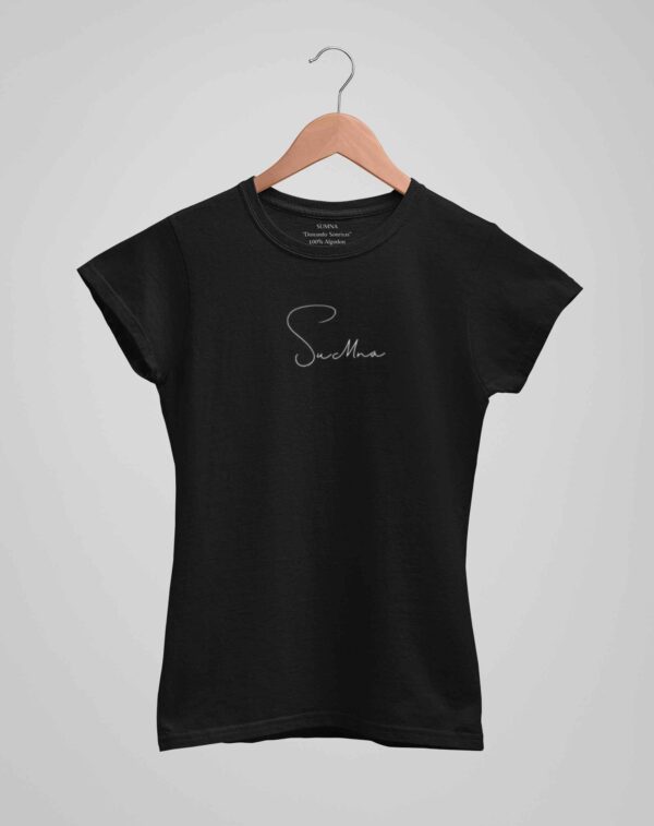Playera negra mujer estampada - Image 3