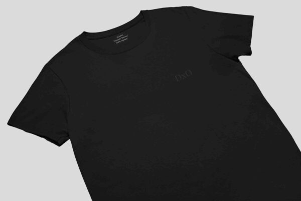 Playera manga corta negra - Image 3